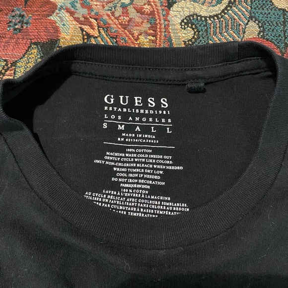 GUESS JEANS Graphic City Tee in Black - Adult S - Picture 5 of 6
